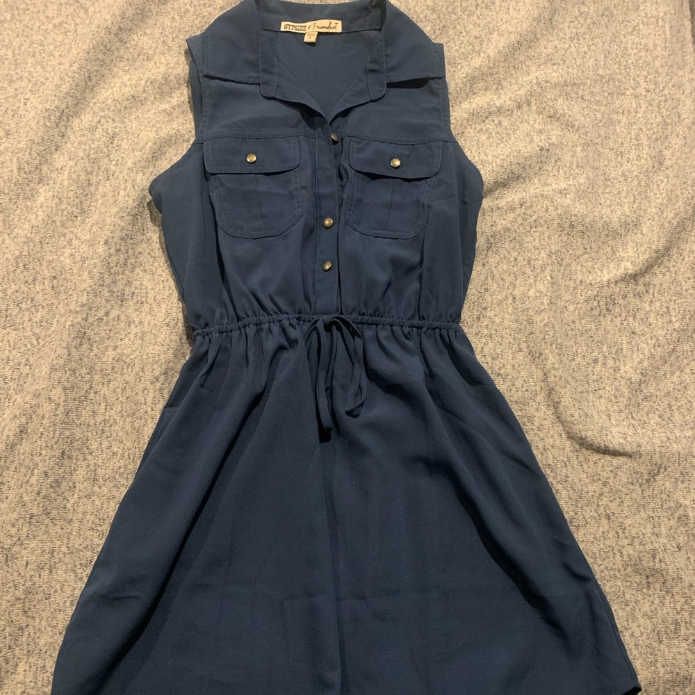 Super flattering dress for work or going out